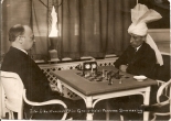 Savielly Tartakower
                                          und Sultan Khan am Semmering, Wettkampf 1931 (Foto: Privatsammlung Wien) 