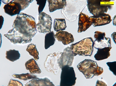 Schwerminerale aus Keramik zur Provenienzbestimmung © Angewandte/Archäometrie (Dr. Roman Sauer)