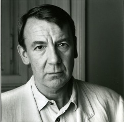 Foto:
                                          Rudolf Burger, undatiert, Foto: Thomas Reinagl, Wien © Universität für angewandte Kunst, Kunstsammlung und Archiv
