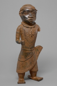 Figur eines Ewua-Würdenträgers, Benin © KHM mit MVK und ÖTM 