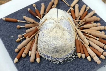Christina Weiler, Klöppelspitze, 2021, (c) Textil - Freie, angewandte
                                          und experimentelle künstlerische Gestaltung 