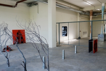 Ekaterina
                                          Shapiro-Obermair, Hannes Zebedin, Anschluss, 2018, Ausstellungsansicht, Foto: Martin Vesely