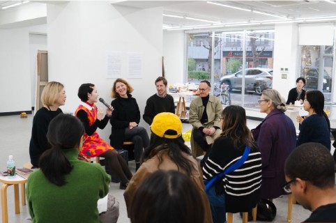 The artists in conversation with the students and the Austrian Cultural Forum Tokyo